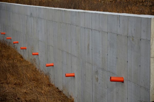 Cost of Concrete Wall Installation in Riverton