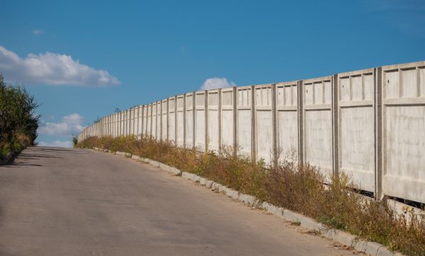Cost of Cement Fence Installation in Riverton