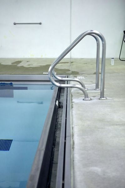 Cost of Poolside Concrete Paving in Riverton