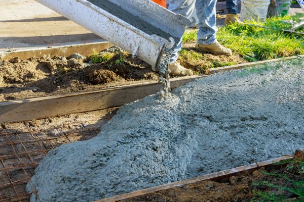 Cost of Driveway Concrete Pouring in Riverton