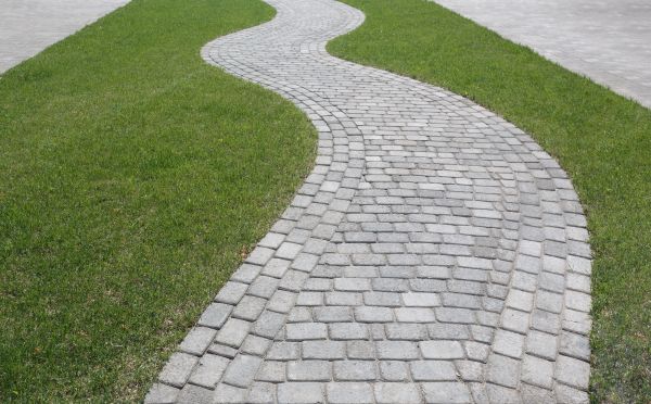 Cost of Footpath Paving in Riverton